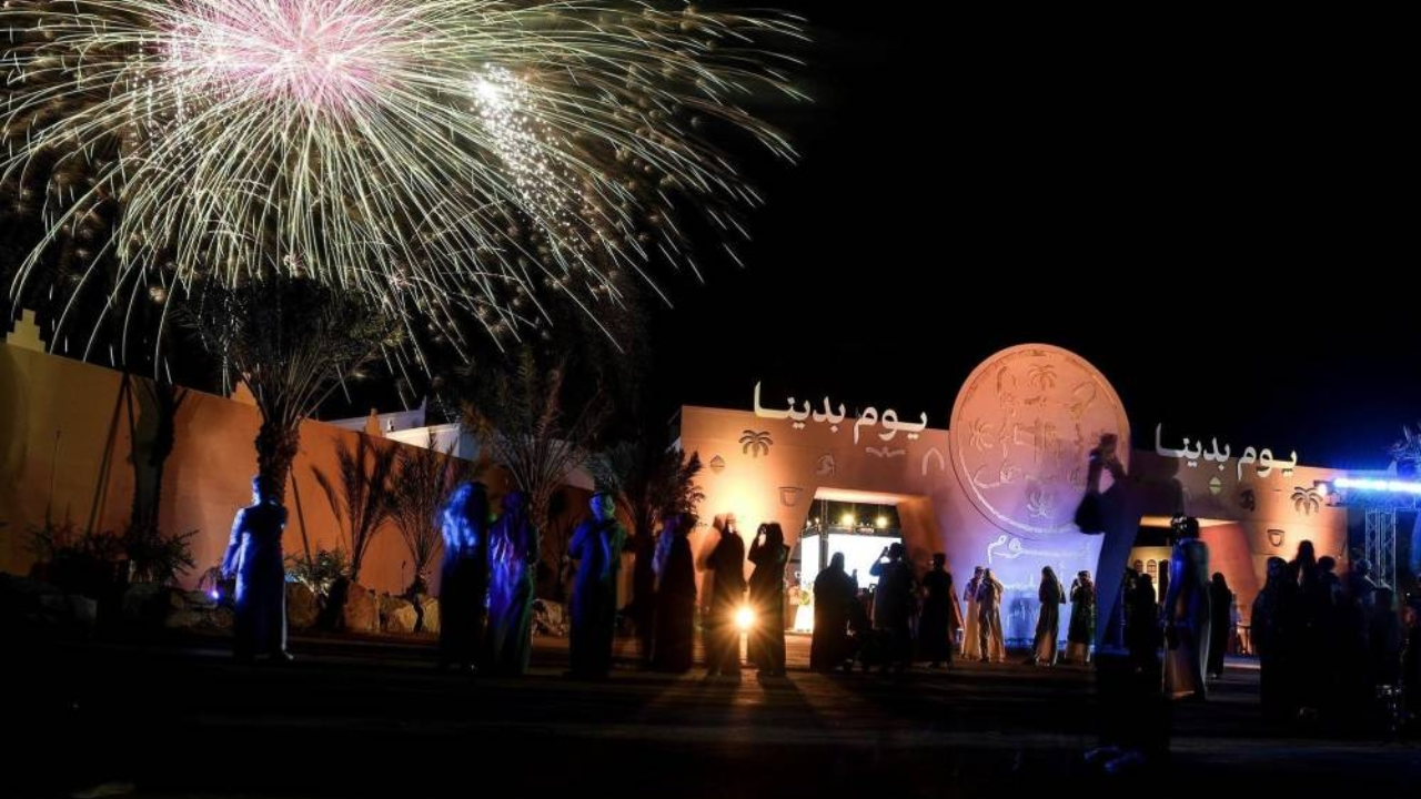 موعد اطلاق الالعاب الناريه يوم التاسيس 2025 الرياض والقصيم وجدة وأماكن الفعٌاليات تحت شعار يوم بدينا