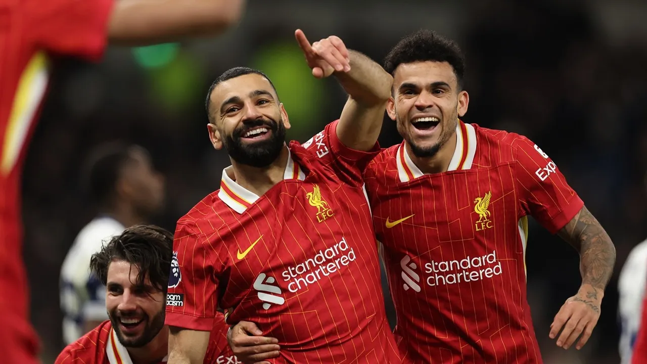 موعد ومعلق مباراة ليفربول وتوتنهام في كأس الرابطة الإنجليزية “كاراباو”.. والقنوات الناقلة