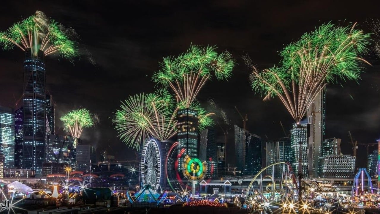 مواعيد فعاليات الألعاب النارية يوم التأسيس السعودي 2025 وأماكن مشاهدة تلك الفعاليات