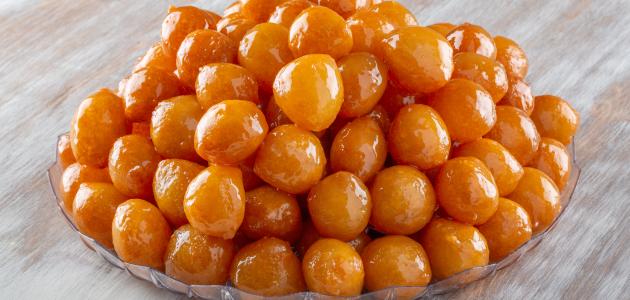 اشهى حلويات رمضان .. طريقة عمل لقمة القاضي المقرمشة من بره وطريقة من جوه وزي الجاهزة من الحلواني