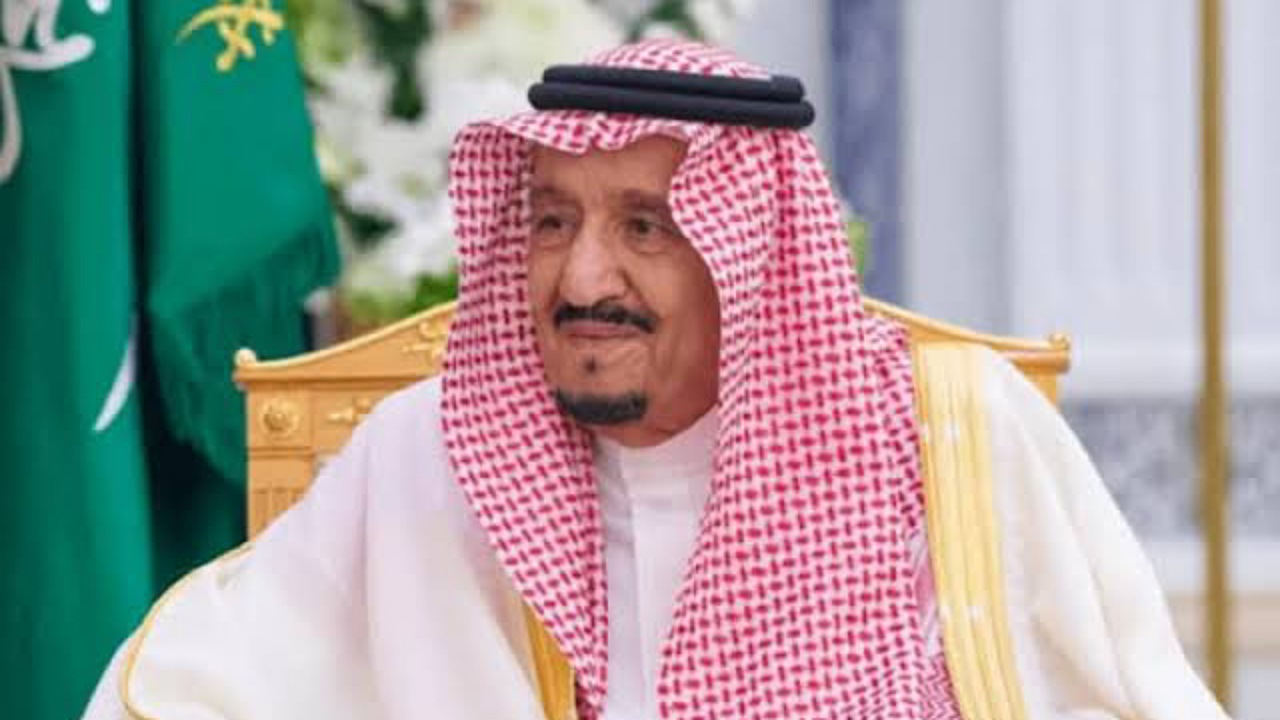 هل صدر أمر ملكي بشأن صرف المكرمة الملكية بزيادة 2000 ريال لعام 1446؟..وزارة الموارد البشرية توضح الحقيقة