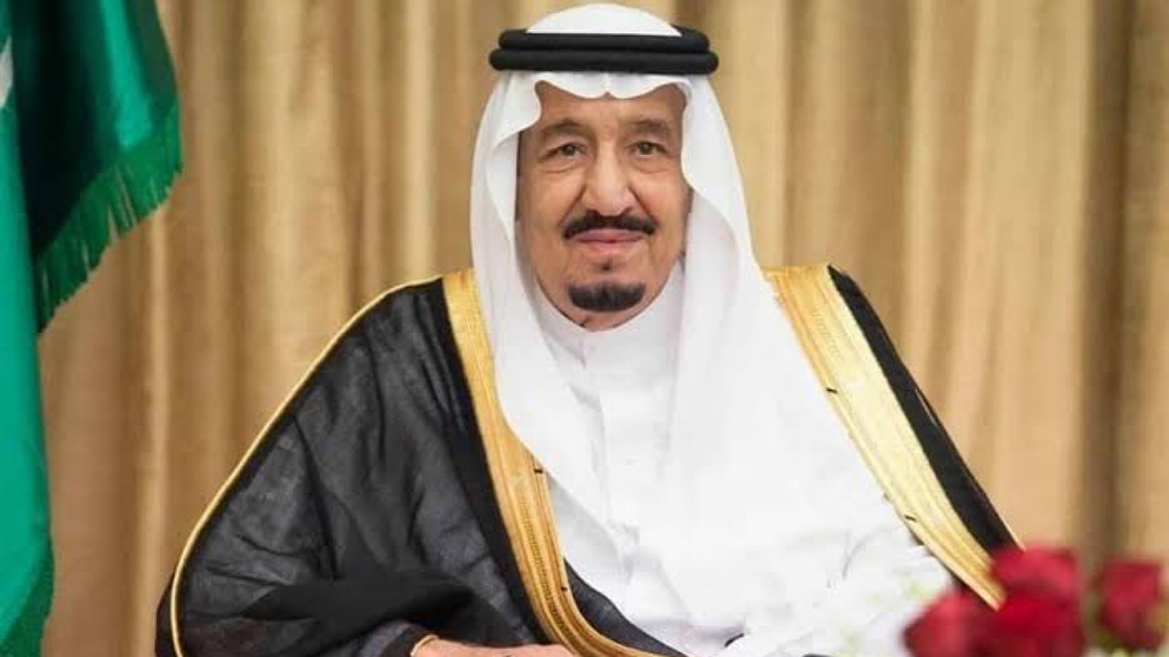 هل صدر أمر ملكي بصرف المكرمة الملكية لمستفيدي الضمان الاجتماعي بقيمة 2000 ريال لعام 1446؟..اعرف الحقيقة