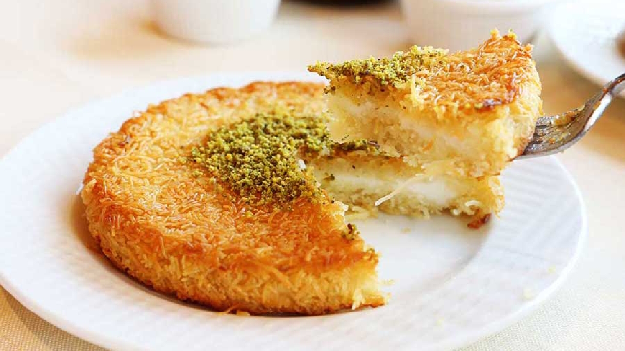 رمضان يعني كنافة .. طريقة عمل الكنافة بالكاسترد مقرمشة وكريمية وطعمها يجنن