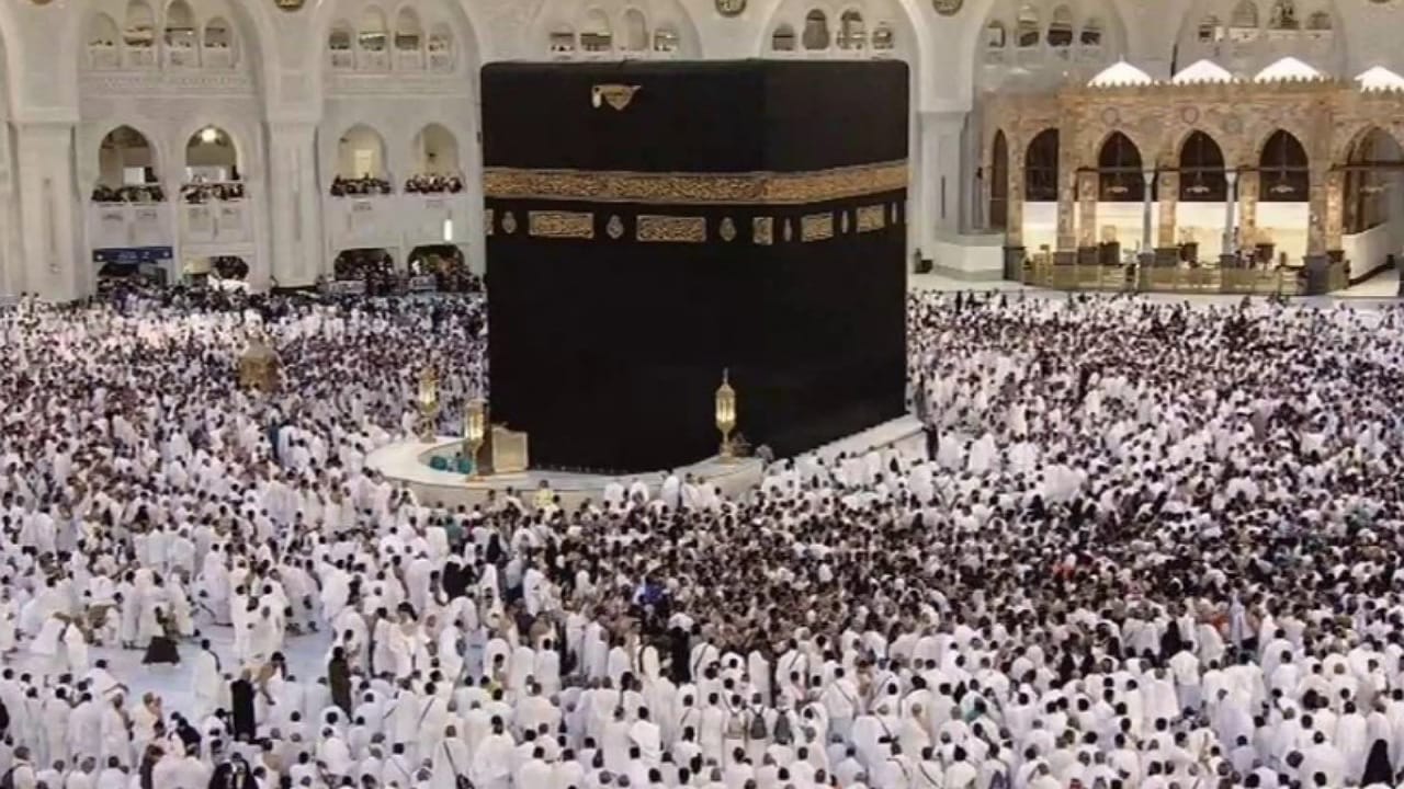 جدول أئمة الحرم المكي في رمضان 1446 لصلاة التراويح والتهجد