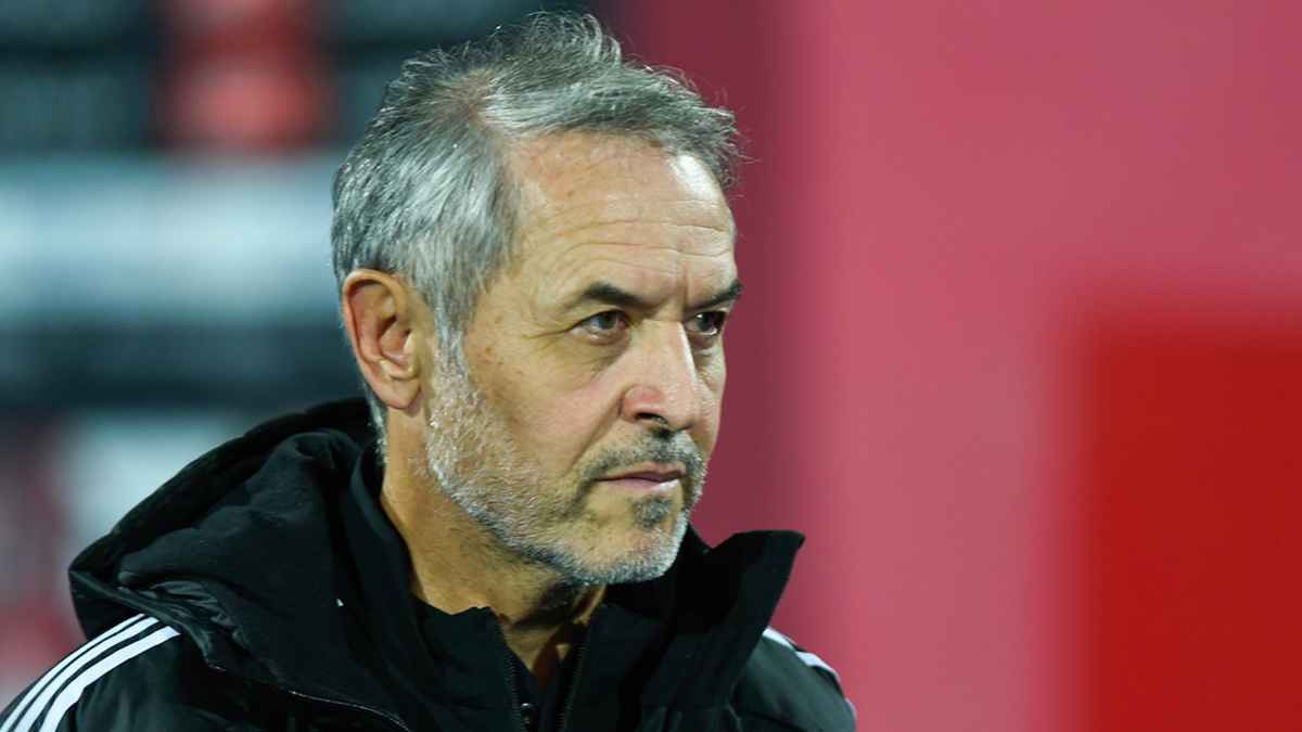قبل مباراة الأهلي والزمالك كولر يستبعد 7 لاعبين من قائمة الفريق