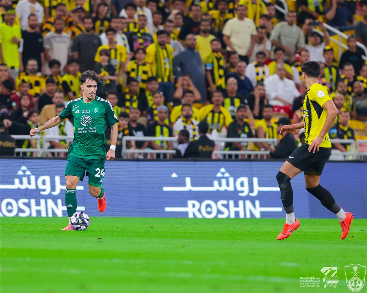 موعد مباراة الاتحاد والأهلي في دوري روشن 2024-2025