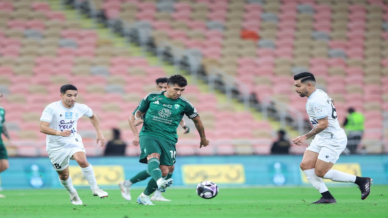 تشكيل مباراة الأهلي والأخدود في الدوري السعودي.. والموعد والقنوات الناقلة