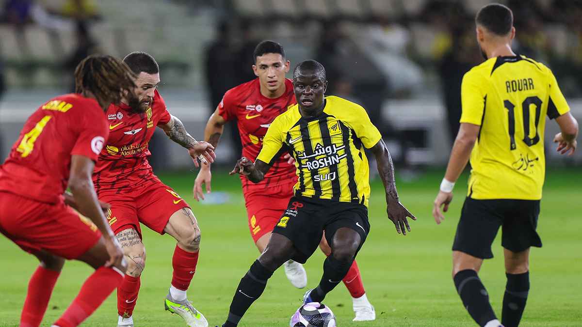 تشكيل الاتحاد الرسمي أمام القادسية في دوري روشن السعودي 2024_2025