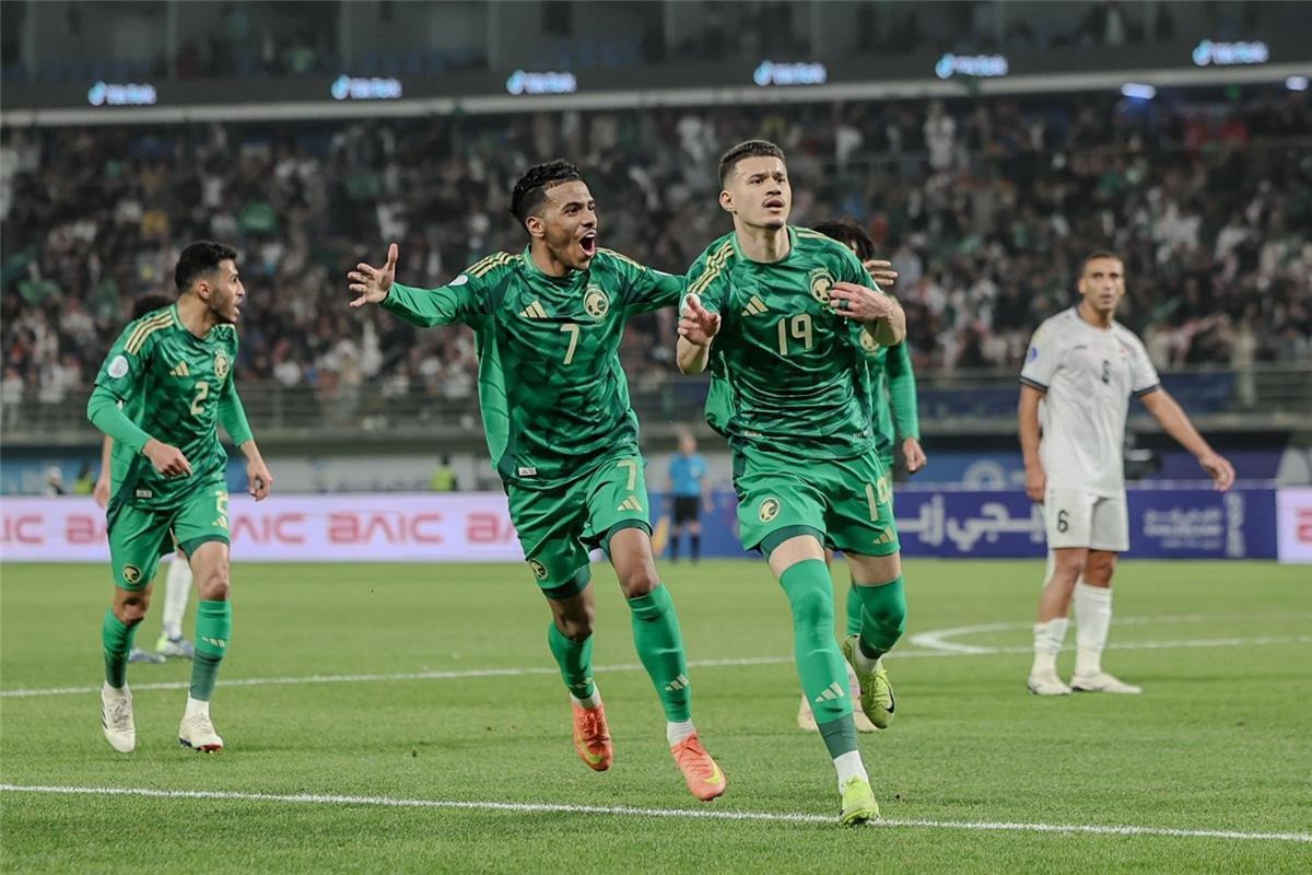 القنوات الناقلة لمباراة السعودية والصين في تصفيات كأس العالم 2026.. حلم المونديال يالأخضر