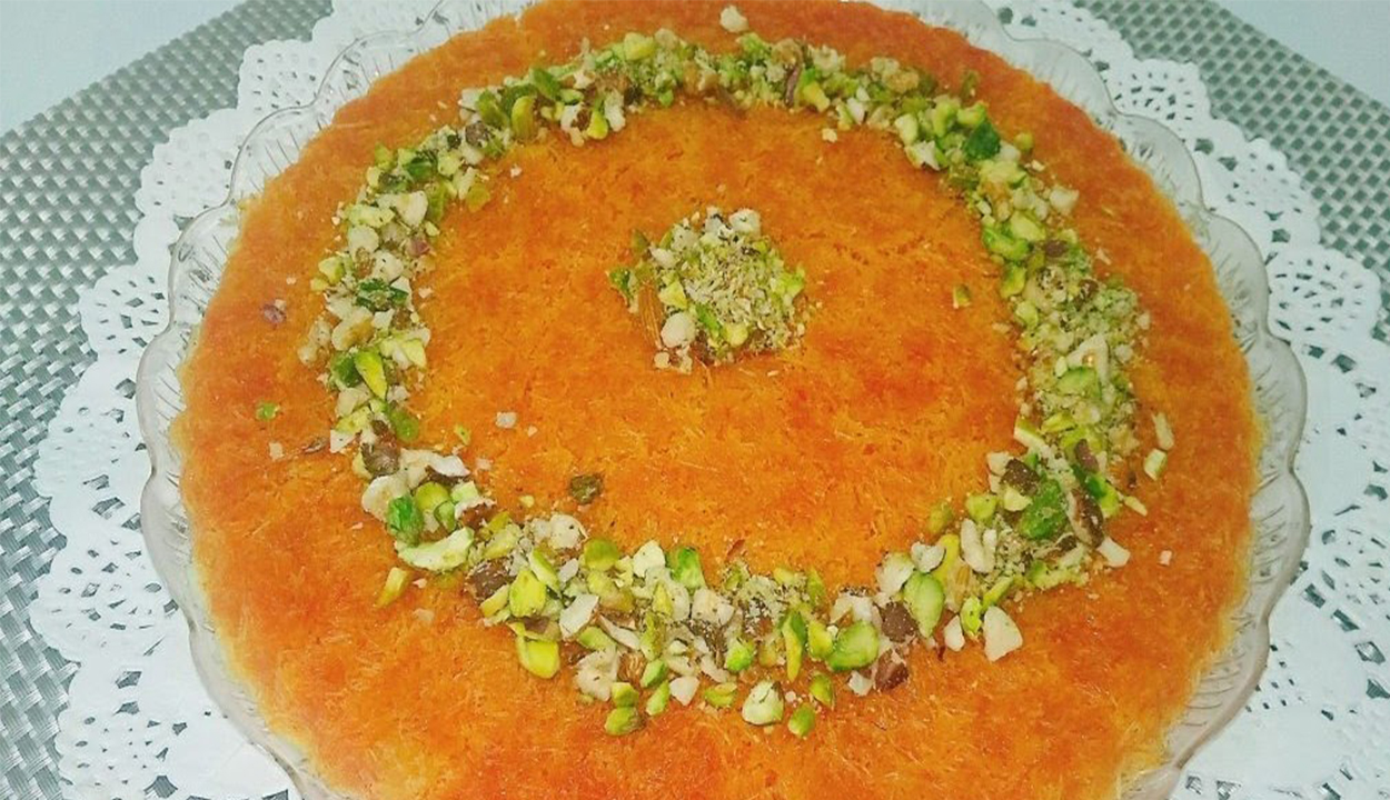 طريقة عمل الكنافة بالمكسرات وشربات الحلويات لأحلى حلوى بعد الفطار