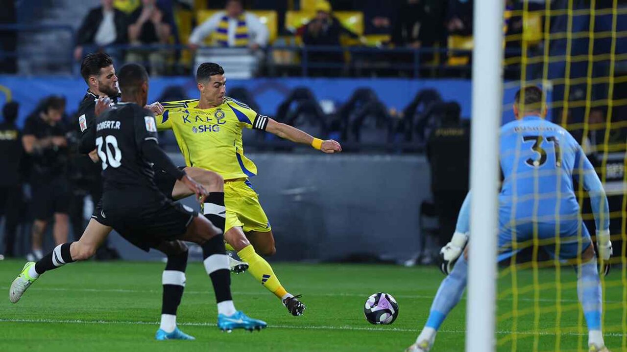 معلق مباراة النصر والخلود اليوم في دوري روشن 2025 وقائمة القنوات الناقلة