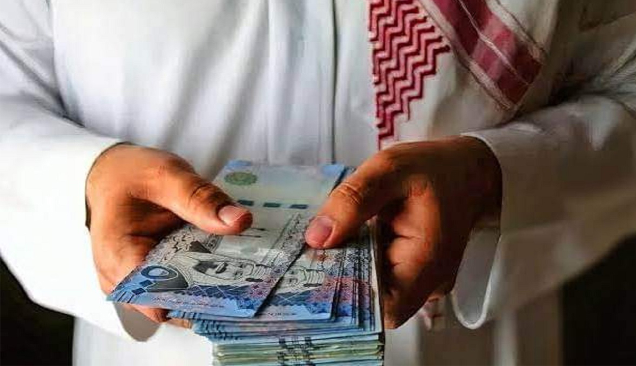كيفية الحصول على تمويل الأسرة بمبلغ 100 ألف ريال للرجال والنساء في السعودية