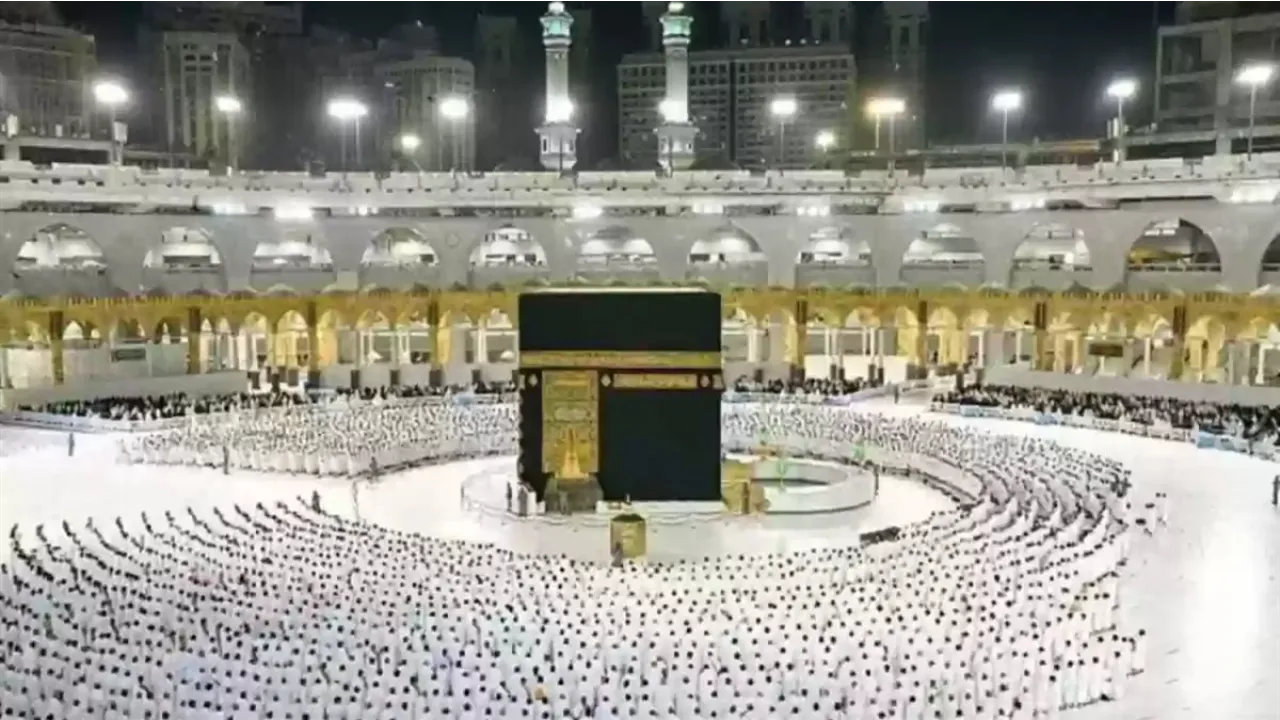 سجل الآن.. رابط تسجيل الاعتكاف في المسجد الحرام 2025