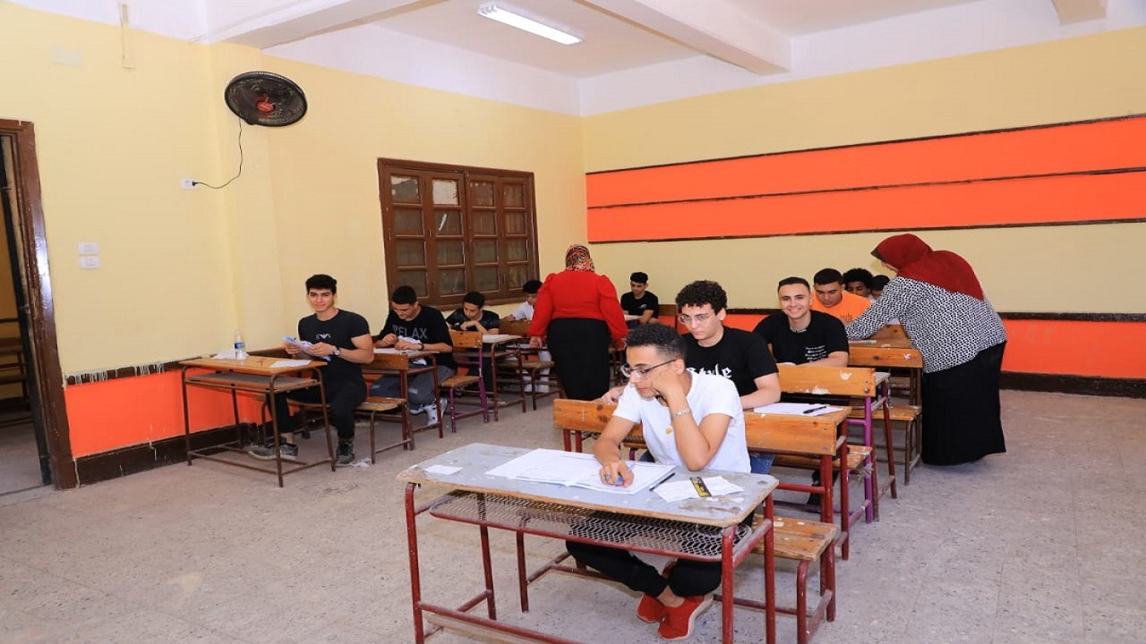 مرحلة الجد بدأت… “التعليم” تعلن رسميا  جدول امتحانات الثانوية العامة 2025| اعرف هتبدأ امتى