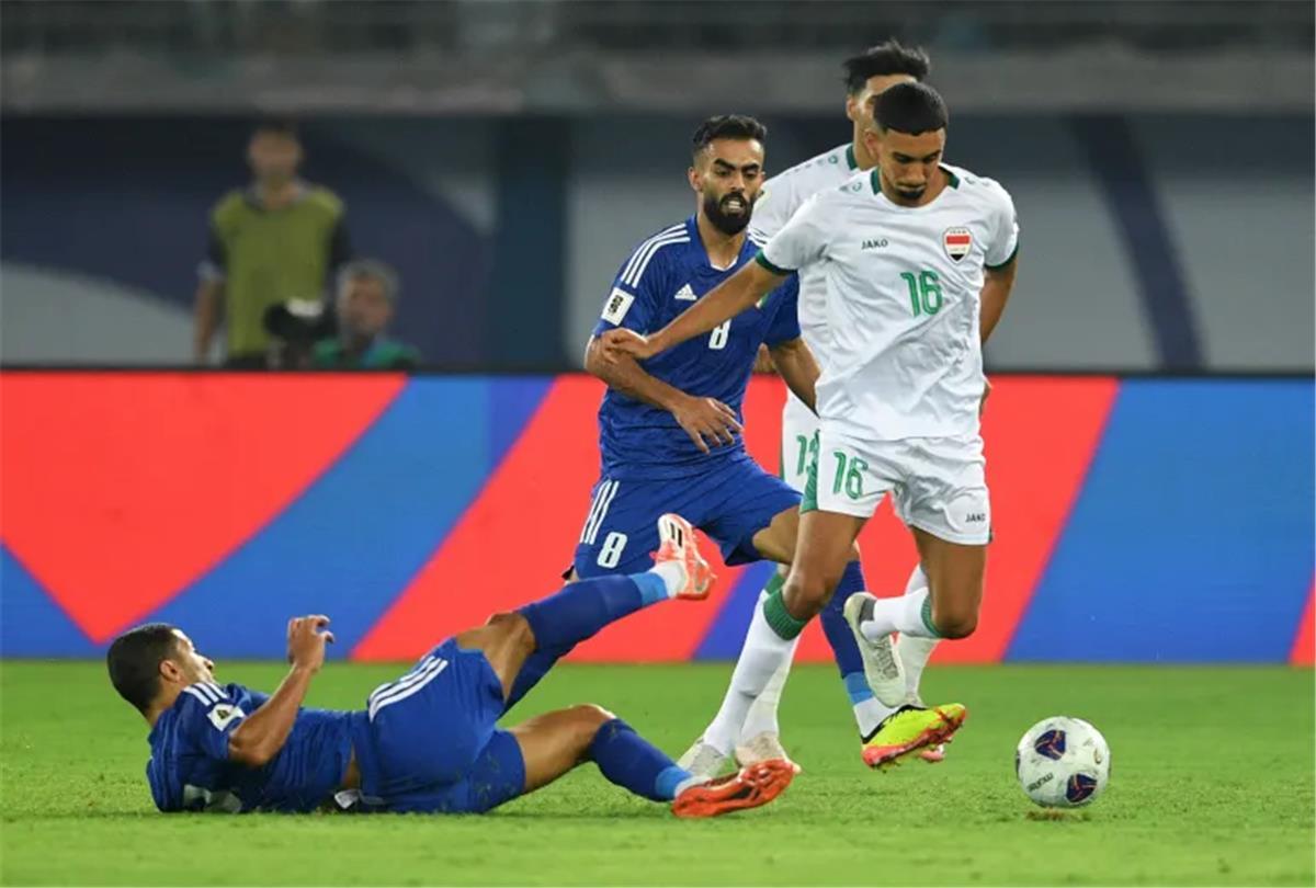 “قمة عربية” القنوات الناقلة لمباراة العراق والكويت اليوم في تصفيات آسيا لكأس العالم 2026