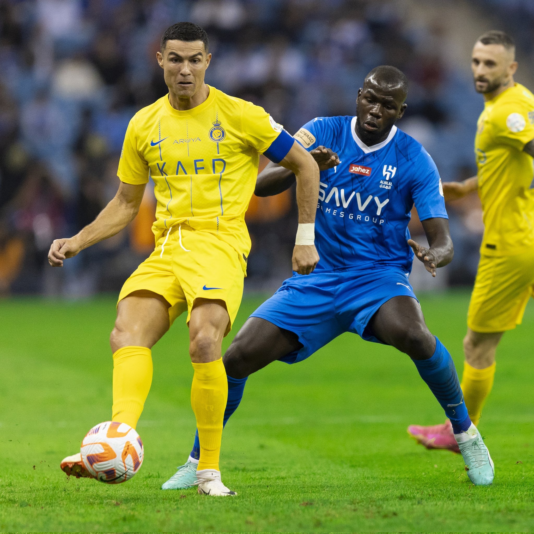 4 مفاجآت مدوية تسعد النصر وتصدم الهلال