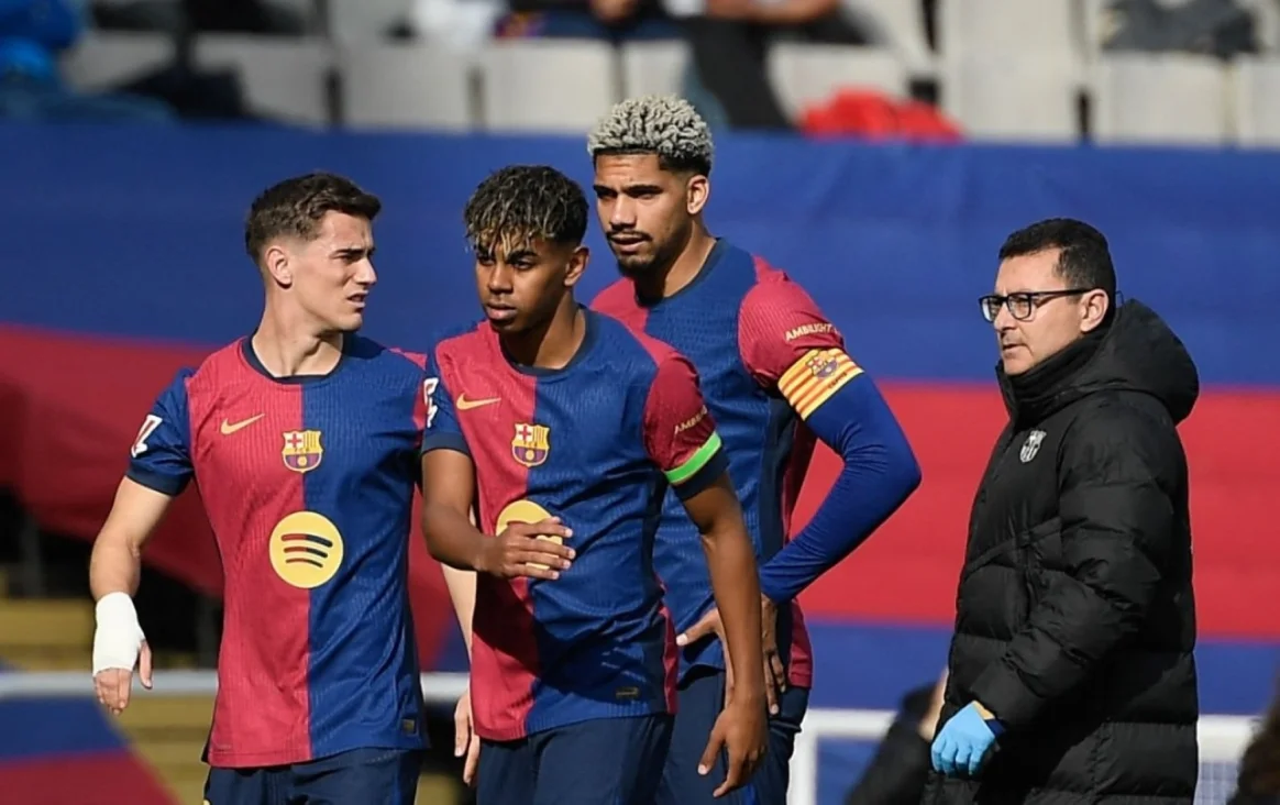 متى تلعب مباراة برشلونة وأوساسونا بعد تأجيلها بسبب وفاة طبيب الفريق كارليس مينيارو غارسيا؟