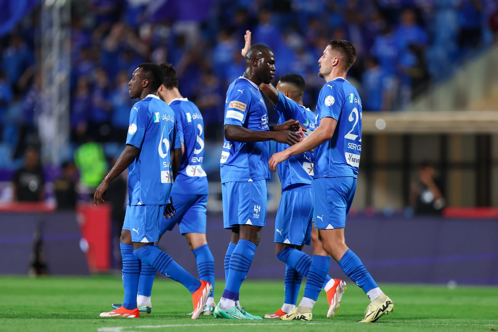 الزعيم الهلالي يتأهب اليوم .. ما هي القنوات الناقلة لمباراة الهلال ضد باختاكور بدوري ابطال اسيا للنخبة 2025