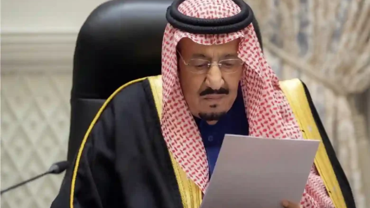 “المكرمة الملكية لمستفيدي الضمان 2025”.. مواعيد صرف مكرمة الملك سلمان السنوات الماضية