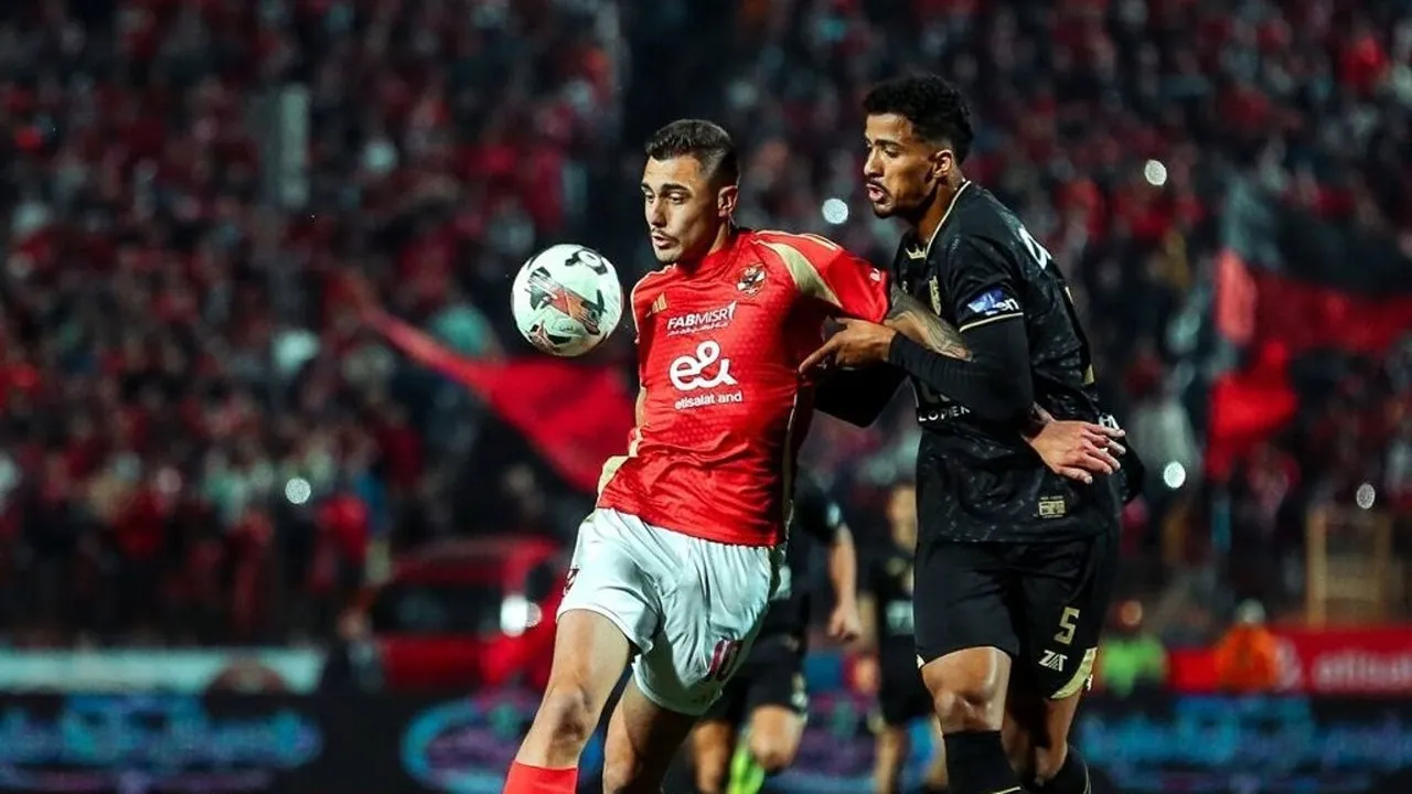 “اسم مفاجأة”.. من هو معلق مباراة الأهلي والزمالك اليوم في القمة 130 بالدوري المصري؟