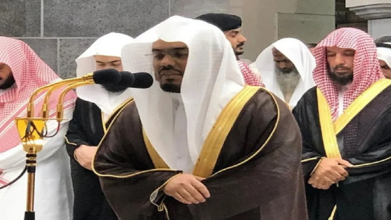 موعد صلاة التهجد في الحرم المكي وأئمة العشر الأواخر.. أكبر تجمع للصلاة وإجراءات لتنظيم الحشود