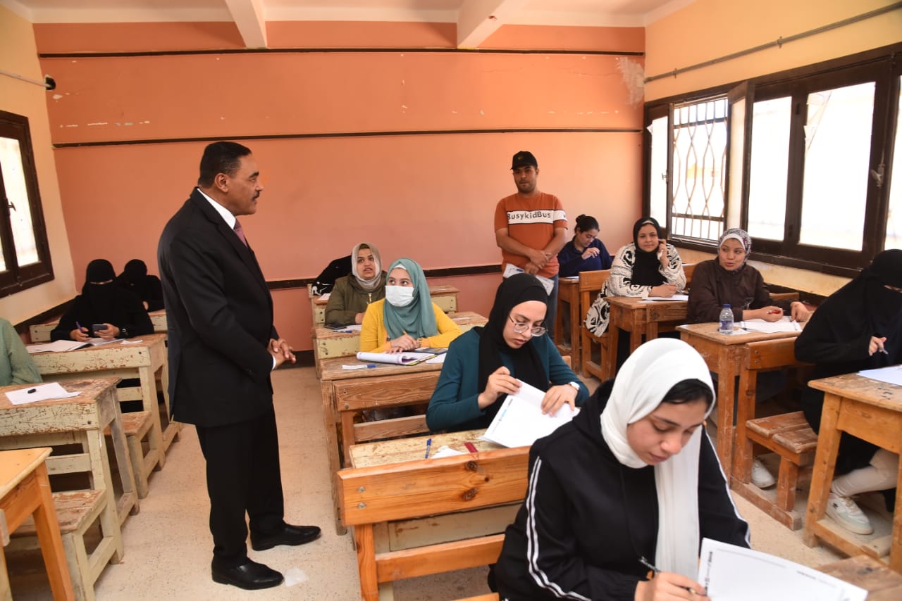 خبير تربوي يوضح حقيقة خطورة اختبارات الثانوية العامة هذا العام
