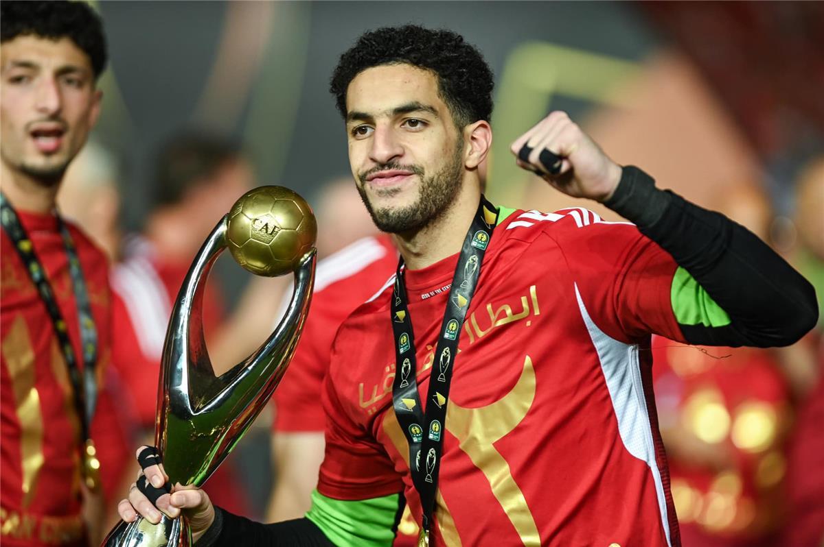 هل ينتقل مصطفى شوبير إلى أسبانيا؟ شوبير يوضح