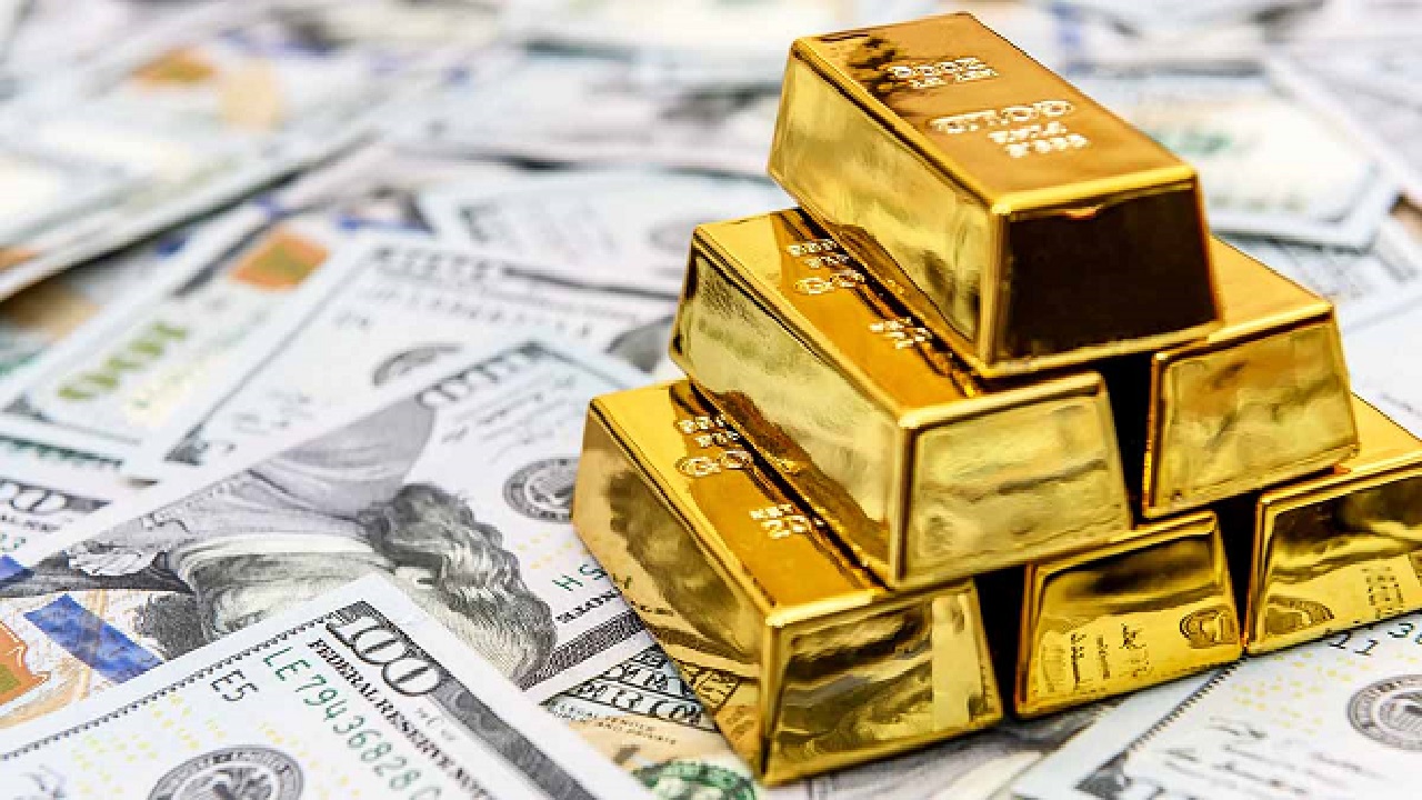 الصين تتخلى عن الدولار بوتيرة سريعة لليوم الثاني على التوالي وارتفاع غير مسبوق للذهب .. هذا ما أرادته الصين