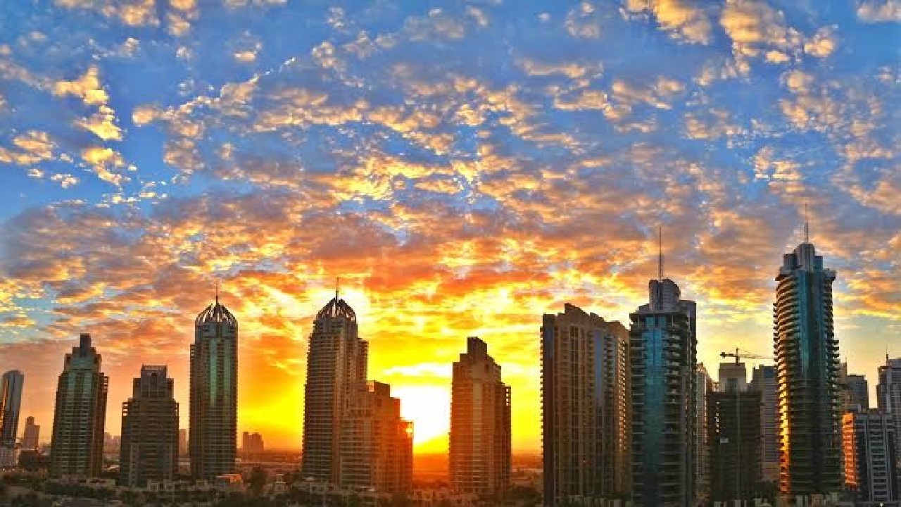 عاجل “الوطني للأرصاد” طقس الإمارات غدًا صحو إلى غائم جزئيًا مع رياح معتدلة