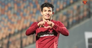 بيراميدز يفعّل خيار شراء إسلام عيسى وفخري لاكاى من راميكا