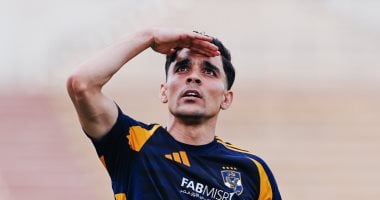 أربعة لاعبين يفتتحون مشوارهم بالبطولات مع الأهلي بعد الفوز بالدرع 45
