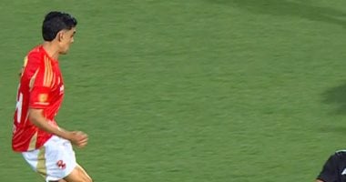 15 دقيقة .. الأهلي يحافظ على تقدمه بهدف أمام فاركو في مواجهة حاسمة للدوري