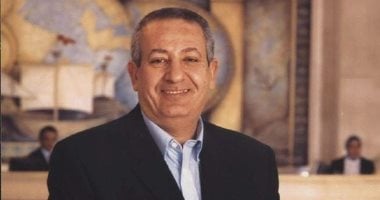 لقاء حاسم بين محافظ بورسعيد وكامل أبو علي لحل أزمة النادي المصري