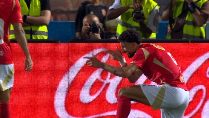الأهلي يتقدم بهدفين سجلهما «وسام أبو علي» أمام فاركو في الشوط الأول من الدوري
