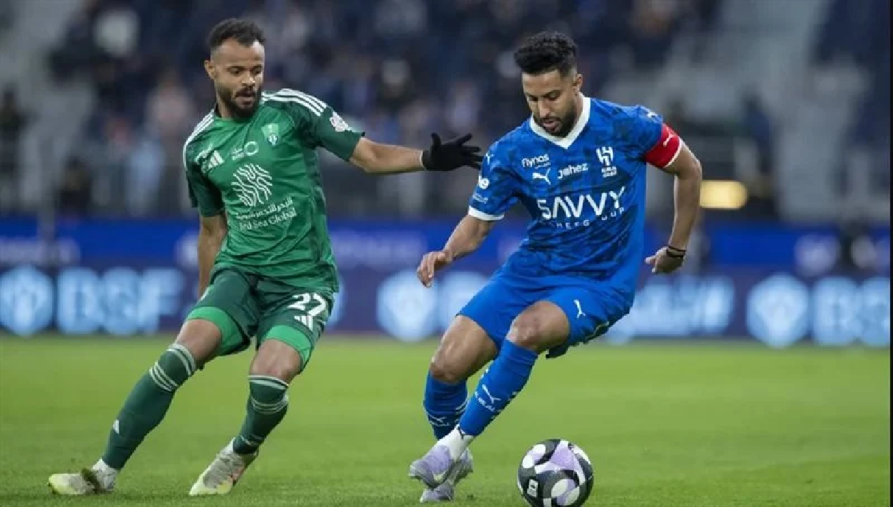 الهلال السعودي بين أربعة مرشحين كبار لتولي القيادة الفنية.. أليجري وأنشيلوتي أبرز الأسماء في سباق التدريب