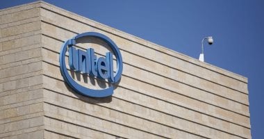 Intel تُغلق قسمها الخاص بالسيارات وتبدأ في تسريح العمال