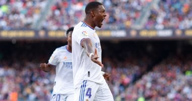 ريال مدريد يكشف عن إصابة جديدة لديفيد ألابا ومدة غيابه 4 أسابيع