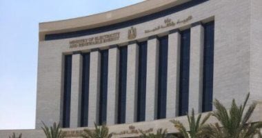 توقيع اتفاقية لإنشاء مصنع لمعدات الطاقة المتجددة أثناء زيارة الوزير إلى الصين