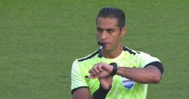 طاقم تحكيم مصري يقود مباراة دربي سيمبا ويانج أفريكانز الحاسمة في صراع الدوري التنزاني