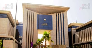نائب وزير الخارجية يتقدم بالتهاني للطلاب المصريين في الكويت حيث تفتخر مصر بأبنائها المتفوقين