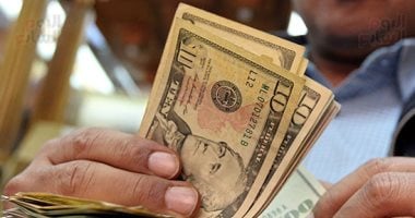 سعر الدولار اليوم السبت 5 يوليو 2025 يبلغ 49.27 جنيه في البنك المركزي