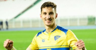 بلماضي ينقل عادل بولبينة من الزمالك إلى الدحيل القطري بكل احترافية
