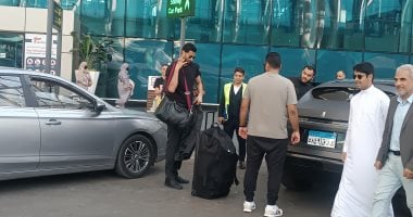 بعثة الأهلي تصل إلى مطار القاهرة في طريقها إلى أمريكا للمشاركة في كأس العالم للأندية