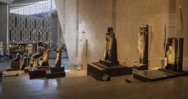 اكتشف معلومات مثيرة حول “الهيئة الملكية” في الدرج العظيم بالمتحف المصري الكبير