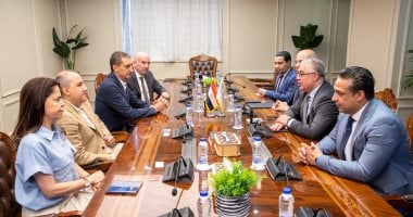 اقتصادية قناة السويس توقّع مشروع “أولوسوي” التركية لإنتاج الغزل والخيوط في القنطرة غرب