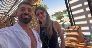 كارين فهمي تثير تفاعل المتابعين على مواقع التواصل الاجتماعي بعد ظهورها مع محمد صلاح، إليكم 10 حقائق عن “ترند الساحل”