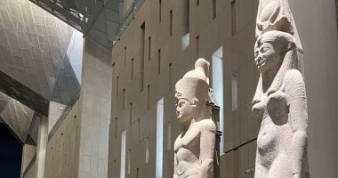 قصة تمثال لملك وملكة من العهد البطلمي في المتحف المصري الكبير.. تفاصيل وصور