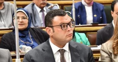 وزير الإسكان يؤكد التزامنا بتحقيق التوازن بين حقوق الملاك والمستأجرين عبر قانون إيجار الأماكن العامة