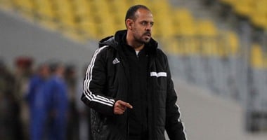 الإسماعيلي يتوج بلقب الدوري بفوز ساحق على المصري البورسعيدي بثلاثية نظيفة