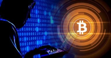 بتكوين تحقّق إنجازًا قياسيًا جديدًا وتلامس حاجز 117 ألف دولار